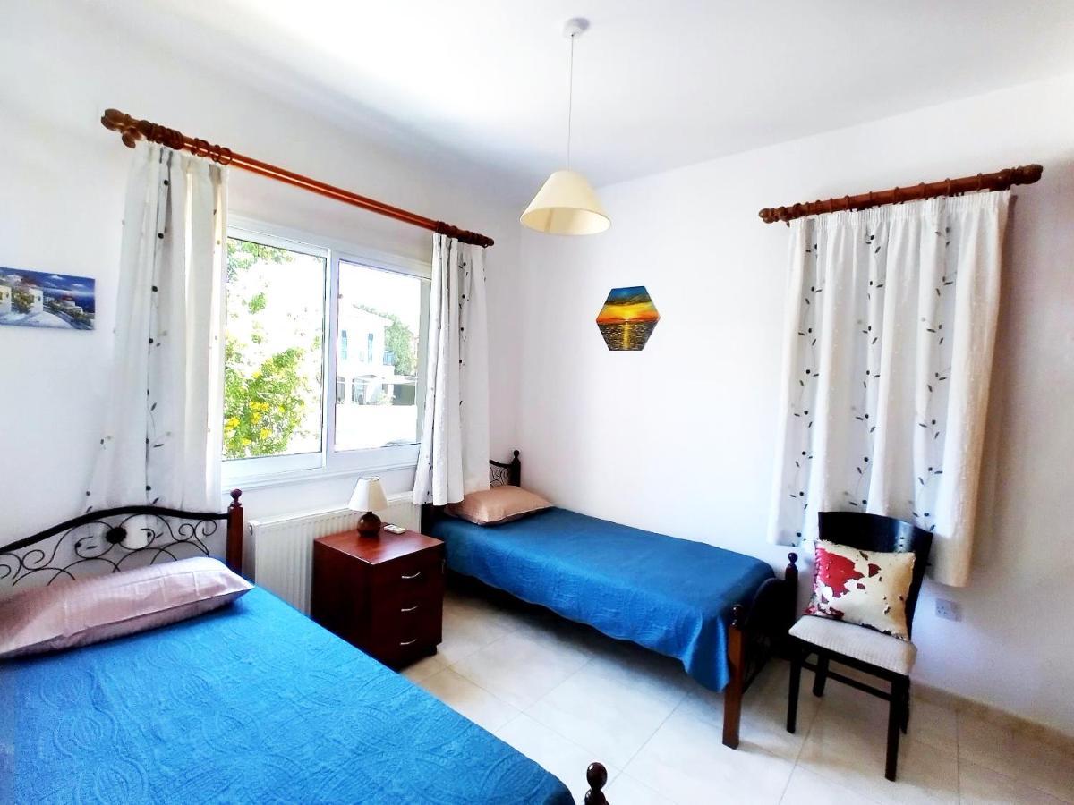 Talassa With Heated Pool, Jacuzzi And 4x4 Car Peyia
